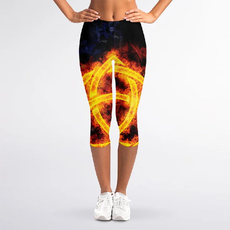 Fire Celtic Knot Print Women's Capri Leggings