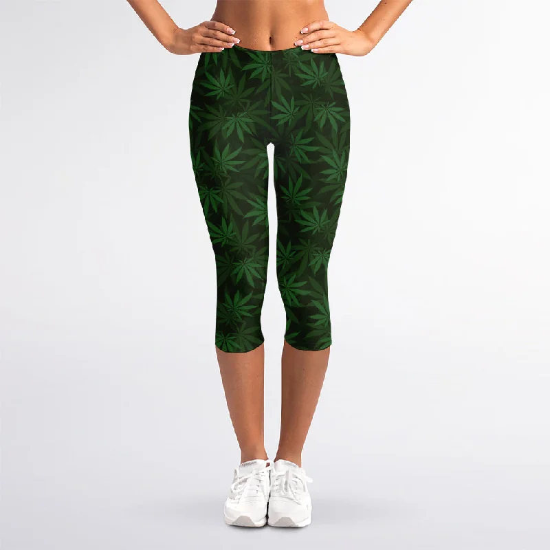 Forest Green Cannabis Leaf Print Women's Capri Leggings