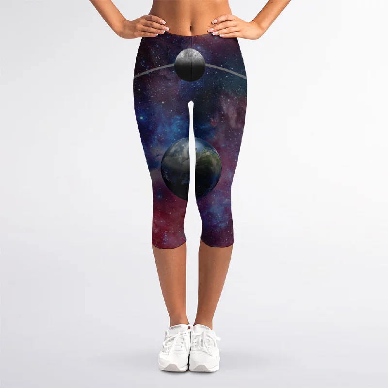 Galaxy Lunar Phase Print Women's Capri Leggings