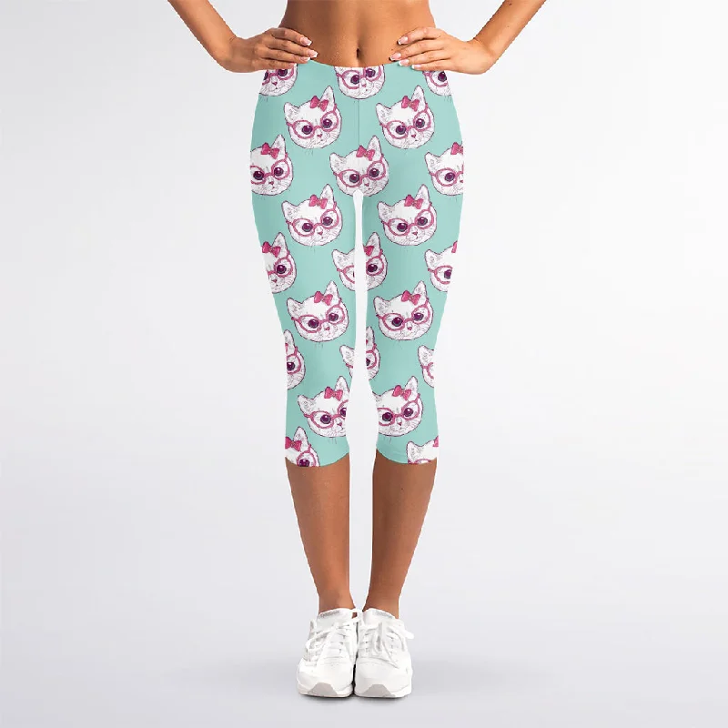 Girly Cat With Glasses Pattern Print Women's Capri Leggings