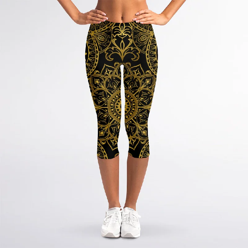 Gold And Black Mandala Print Women's Capri Leggings