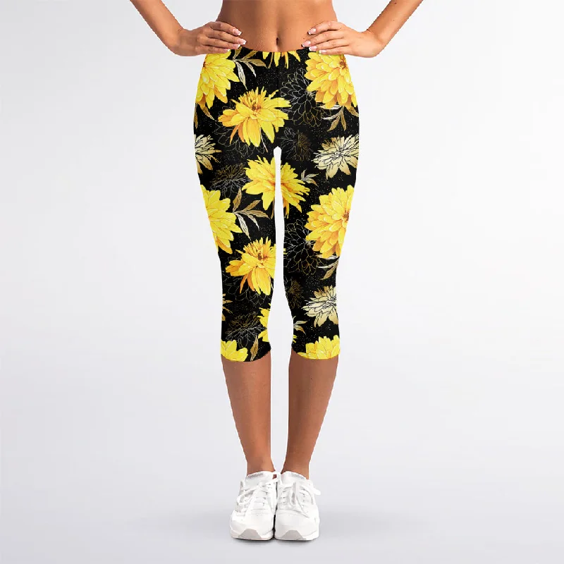 Gold And Yellow Floral Print Women's Capri Leggings