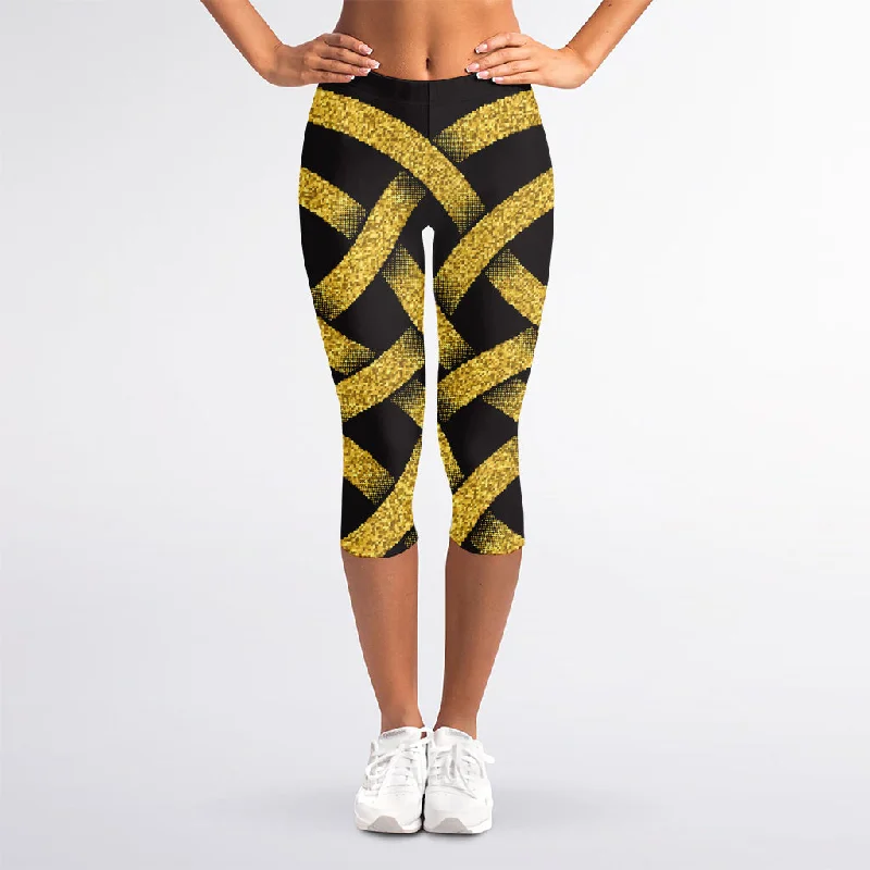 Gold Celtic Knot Symbol Print Women's Capri Leggings