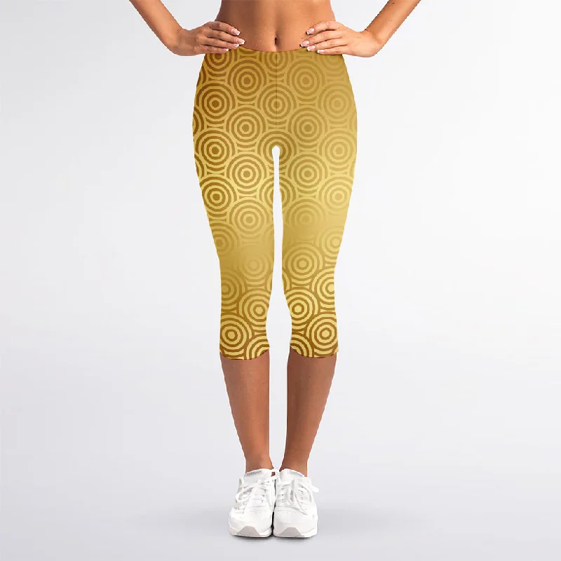 Gold Chinese Pattern Print Women's Capri Leggings