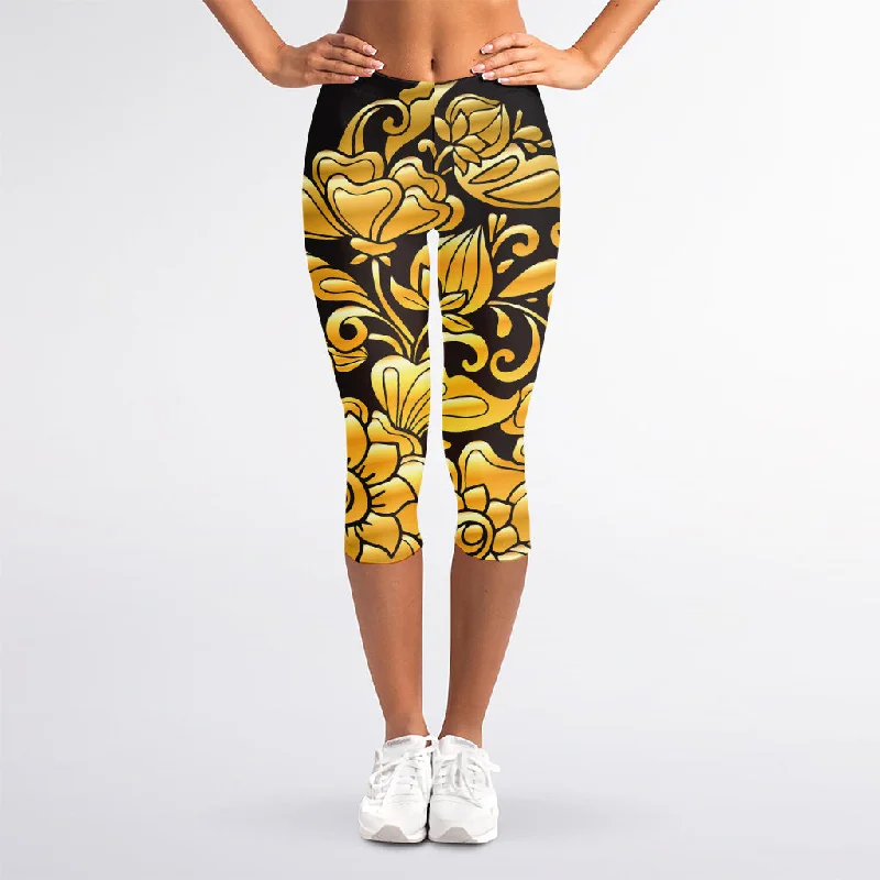 Gold Easter Egg Print Women's Capri Leggings