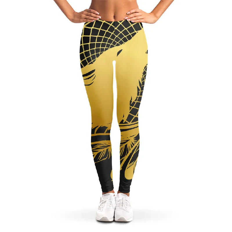 Golden Bohemian Howling Wolf Print Women's Leggings