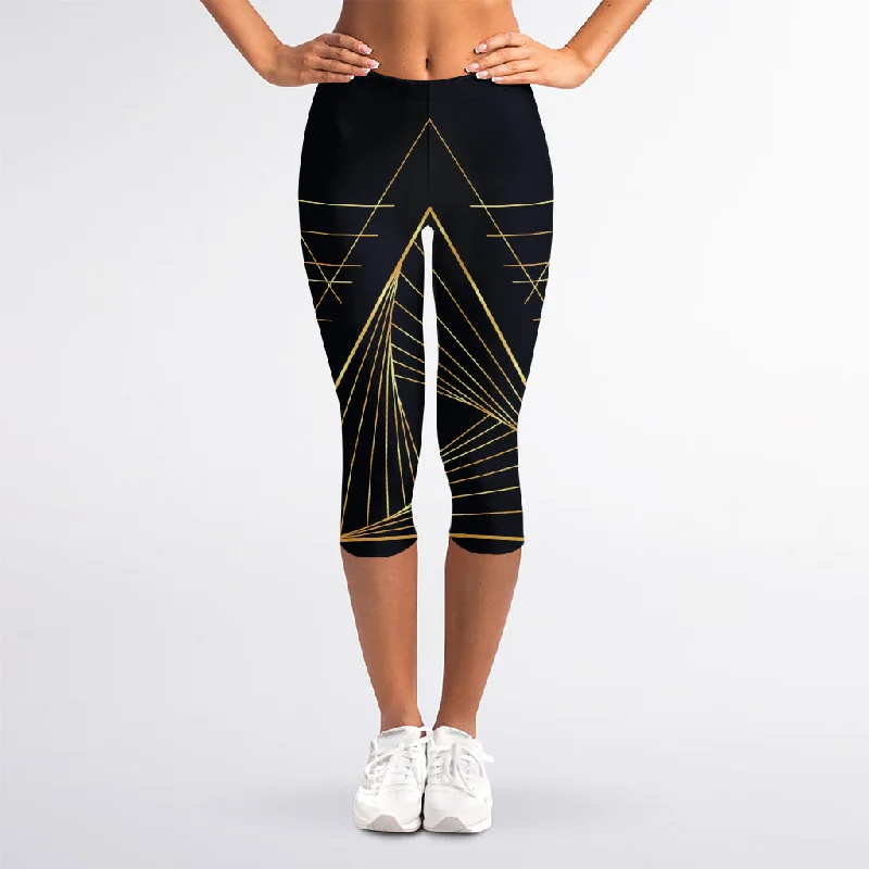 Golden Pyramid Print Women's Capri Leggings