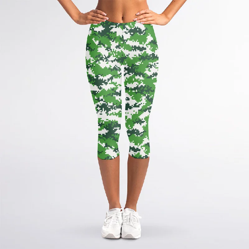 Green And White Digital Camo Print Women's Capri Leggings