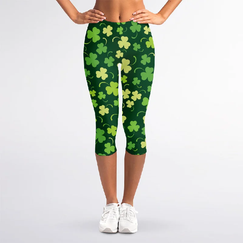 Green Clover Saint Patrick's Day Print Women's Capri Leggings