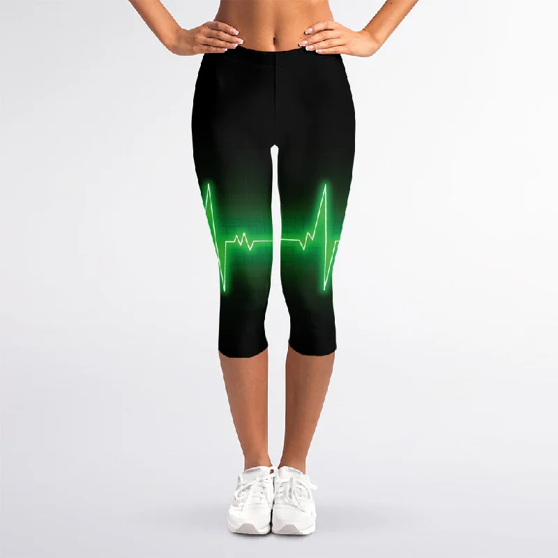 Green Heartbeat Print Women's Capri Leggings