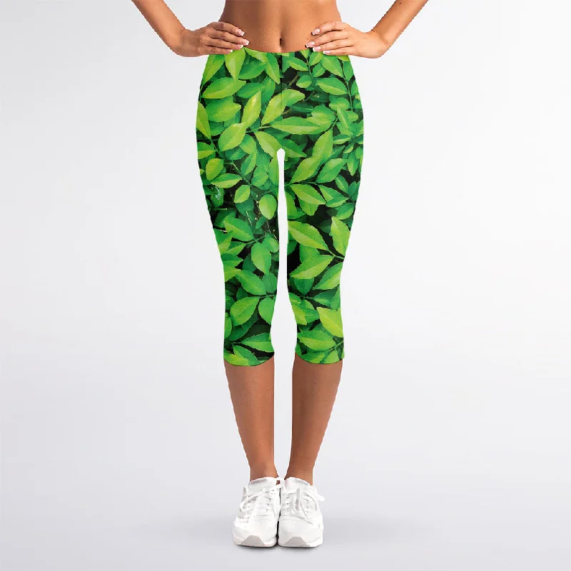 Green Leaf Print Women's Capri Leggings