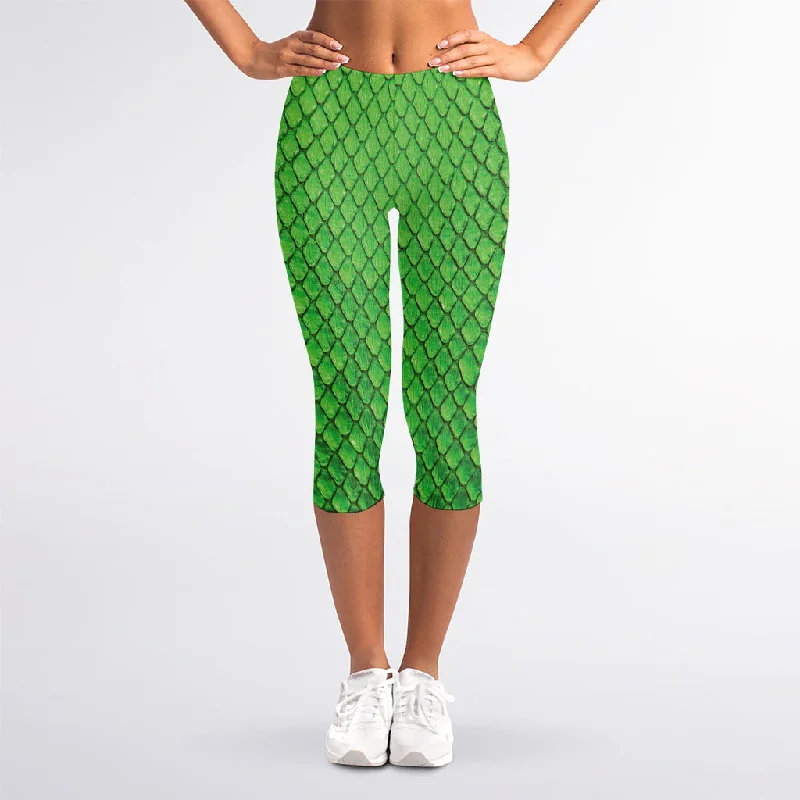 Green Python Snakeskin Print Women's Capri Leggings