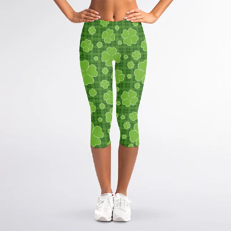 Green Shamrock Plaid Pattern Print Women's Capri Leggings