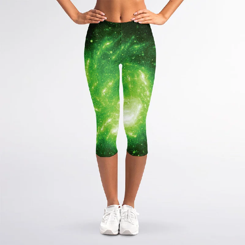 Green Sparkle Galaxy Print Women's Capri Leggings