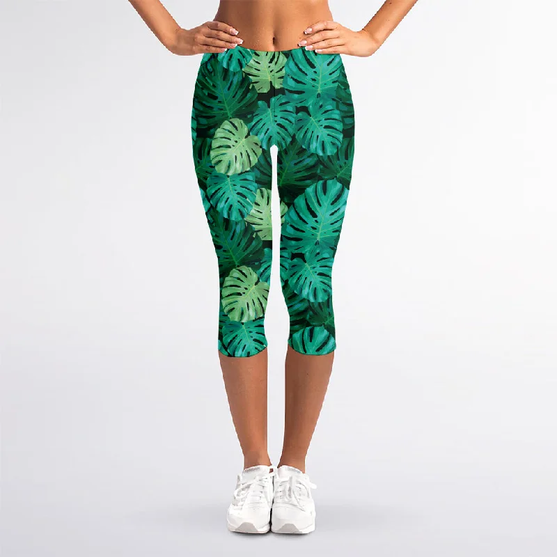 Green Tropical Monstera Pattern Print Women's Capri Leggings