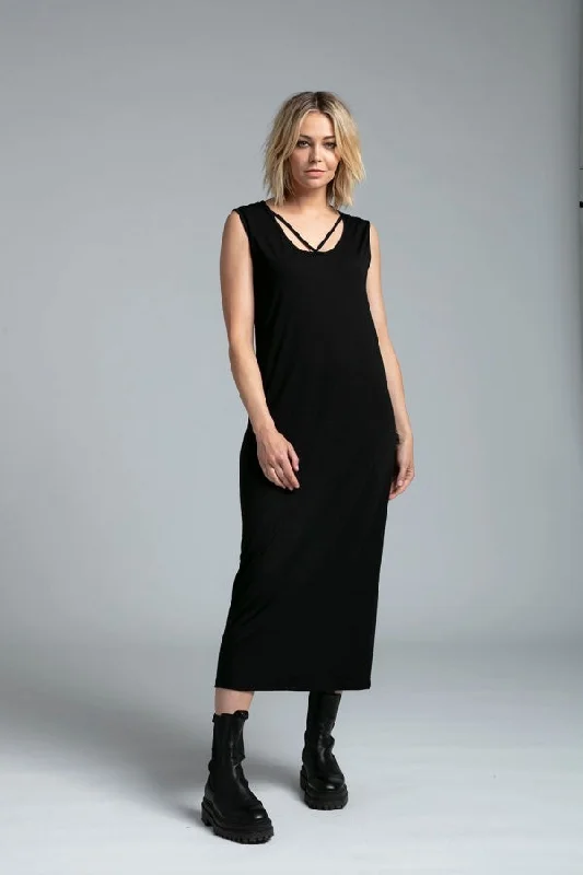 NES MERINO LONG LATTICE DRESS